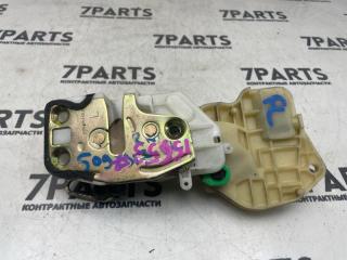 Замок двери передний левый HONDA STREAM RN1 D17A
