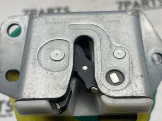 Замок 5-й двери SUZUKI SWIFT ZC32S M16A 4 ракурс
