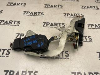 Замок двери правый передний SUZUKI KEI HN22S K6A 82301-83G00 3 ракурс Замок двери правый передний SUZUKI KEI HN22S K6A 82301-83G00 3 ракурс