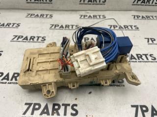 Блок предохранителей TOYOTA CARINA ED ST205 3SGE ,82641-20190 2 ракурс