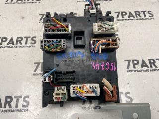 Блок предохранителей NISSAN ELGRAND ALWE50 VG33E 3 ракурс