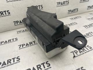 Блок предохранителей TOYOTA AVENSIS AZT250 1AZFSE 8274105030 2 ракурс