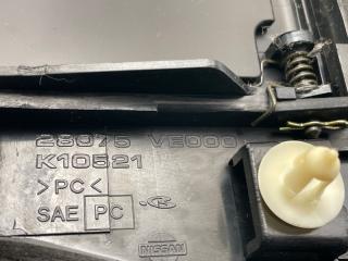 Консоль магнитофона NISSAN ELGRAND ALE50 VG33E 28075VE000 5 ракурс