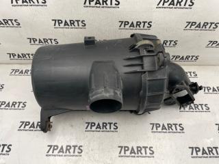 Корпус воздушного фильтра TOYOTA GRAND HIACE VCH16 5VZFE 17700-62091 2 ракурс Корпус воздушного фильтра TOYOTA GRAND HIACE VCH16 5VZFE 17700-62091 2 ракурс