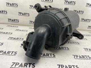 Корпус воздушного фильтра TOYOTA GRAND HIACE VCH16 5VZFE 17700-62091 5 ракурс Корпус воздушного фильтра TOYOTA GRAND HIACE VCH16 5VZFE 17700-62091 5 ракурс