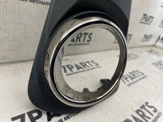 Ободок туманки левый передний TOYOTA NOAH ZRR80 52128-28300 3 ракурс