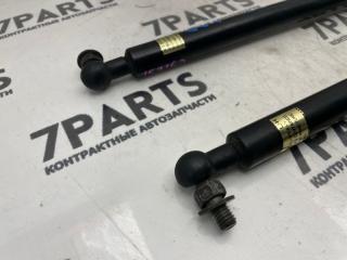 Амортизатор капота MITSUBISHI DIAMANTE F31A 6G73 4 ракурс