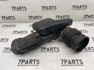 Патрубок воздушн.фильтра NISSAN ELGRAND ALE50 VG33E 165760W700 2 ракурс