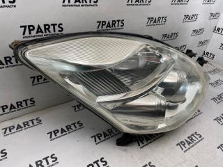 Фара правая передняя TOYOTA ISIS ZNM10 1ZZFE 44-68 2 ракурс