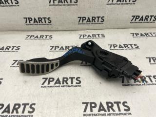 Педаль подачи топлива SUZUKI SWIFT ZC32S M16A 49400-71LA0 1 ракурс Педаль подачи топлива SUZUKI SWIFT ZC32S M16A 49400-71LA0 1 ракурс
