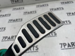Педаль подачи топлива SUZUKI SWIFT ZC32S M16A 49400-71LA0 4 ракурс Педаль подачи топлива SUZUKI SWIFT ZC32S M16A 49400-71LA0 4 ракурс