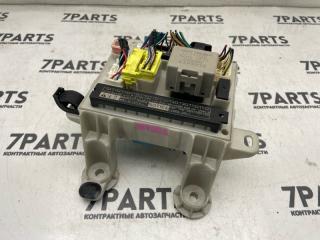 Блок предохранителей  TOYOTA ESTIMA ACR30 2AZFE ,8273128040 1 ракурс