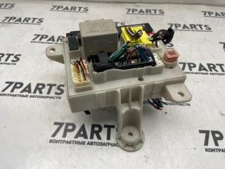 Блок предохранителей TOYOTA ESTIMA ACR30 2AZFE 8273128040 2 ракурс