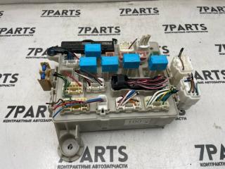 Блок предохранителей  TOYOTA ESTIMA ACR30 2AZFE ,,89221-28110 1 ракурс