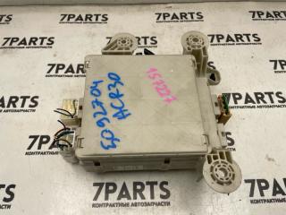 Блок предохранителей TOYOTA ESTIMA ACR30 2AZFE ,89221-28110 3 ракурс