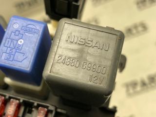 Блок предохранителей NISSAN LIBERTY RM12 QR20DE 5 ракурс Блок предохранителей NISSAN LIBERTY RM12 QR20DE 5 ракурс