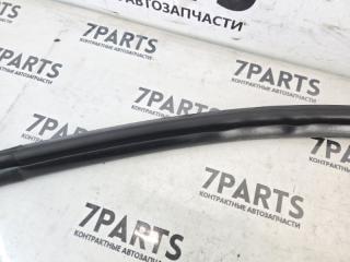 Уплотнительная резинка левая MITSUBISHI DIAMANTE F31A 6G73 MR119897 4 ракурс Уплотнительная резинка левая MITSUBISHI DIAMANTE F31A 6G73 MR119897 4 ракурс