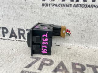 Кнопка 4wd NISSAN ELGRAND ALWE50 VG33E 255350W700 2 ракурс