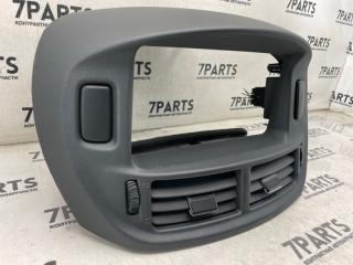 Консоль магнитофона TOYOTA ESTIMA ACR30 2AZFE 2 ракурс