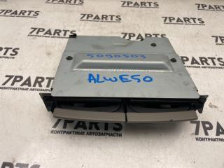 Подстаканник NISSAN ELGRAND ALWE50 VG33E 2 ракурс