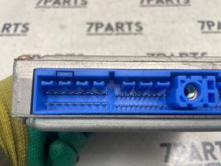 Блок efi NISSAN ELGRAND ALWE50 VG33E 23710VE402 4 ракурс