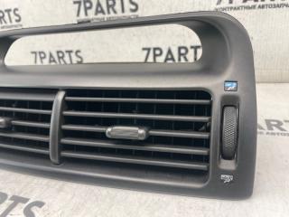 Регулятор направления воздушного потока MITSUBISHI DIAMANTE F31A 6G73 4 ракурс