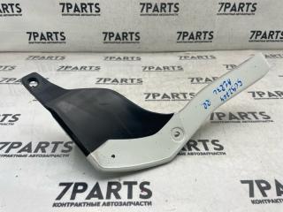 Накладка на крыло правая задняя TOYOTA ESTIMA ACR30 2AZFE 76917-28040 4 ракурс