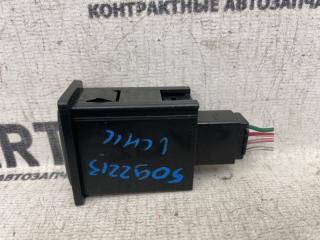 Кнопка TOYOTA GRAND HIACE VCH16 5VZFE 8472026040 3 ракурс Кнопка TOYOTA GRAND HIACE VCH16 5VZFE 8472026040 3 ракурс