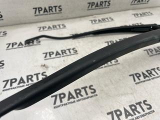 Держатель дворника TOYOTA ISIS ANM10 4 ракурс