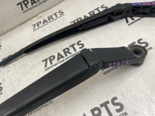 Держатель дворника TOYOTA ISIS ANM10 5 ракурс