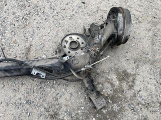 Балка подвески задняя TOYOTA VITZ KSP130 1KRFE 2 ракурс