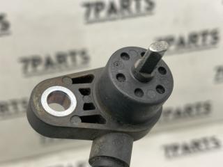 Датчик abs правый задний HONDA STREAM RN1 D17A 3 ракурс Датчик abs правый задний HONDA STREAM RN1 D17A 3 ракурс
