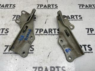 Крепление капота NISSAN RASHEEN RFNB14 GA15DE 2 ракурс