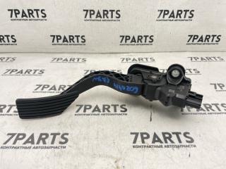Педаль подачи топлива MITSUBISHI RVR GA3W 4B10 1600A101 1 ракурс