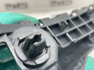 Крепление бампера правое переднее TOYOTA VITZ KSP130 1KRFE 52535-52110 4 ракурс