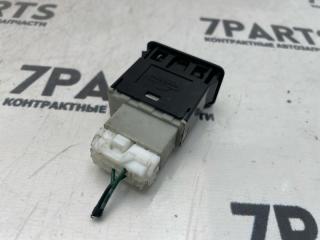 Кнопка NISSAN ELGRAND ALWE50 VG33E
