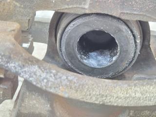 Суппорт правый передний TOYOTA AQUA NHP10 47730-52280 5 ракурс
