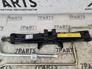 Домкрат TOYOTA MARK II WAGON BLIT GX110 1GFE 2 ракурс Домкрат TOYOTA MARK II WAGON BLIT GX110 1GFE 2 ракурс