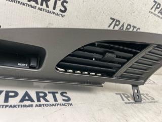 Консоль спидометра NISSAN ELGRAND ALWE50 VG33E 68235VE000 3 ракурс