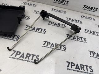 Подставка под аккумулятор MITSUBISHI GALANT FORTIS CY3A 4B10 8201A003 2 ракурс