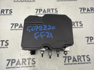 Блок abs SUZUKI IGNIS FF21S K12C 5 ракурс Блок abs SUZUKI IGNIS FF21S K12C 5 ракурс