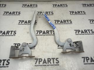 Крепление капота TOYOTA BELTA KSP92 1KRFE 1 ракурс Крепление капота TOYOTA BELTA KSP92 1KRFE 1 ракурс