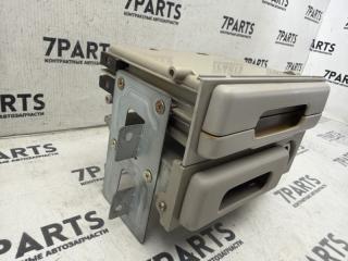 Подстаканник NISSAN RASHEEN RFNB14 GA15DE 2 ракурс