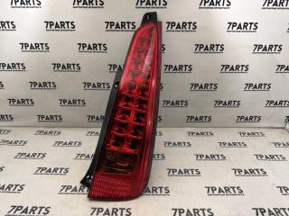 Стоп правый задний TOYOTA MARK II WAGON BLIT GX110 1GFE 22-338 1 ракурс