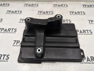Подставка под аккумулятор TOYOTA MARK II WAGON BLIT GX110 1GFE 4 ракурс