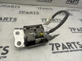 Замок 5-й двери TOYOTA WILL CYPHA NCP70 2NZFE 69350-52190 2 ракурс