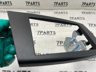 Консоль магнитофона SUZUKI SWIFT ZC32S M16A 5 ракурс Консоль магнитофона SUZUKI SWIFT ZC32S M16A 5 ракурс