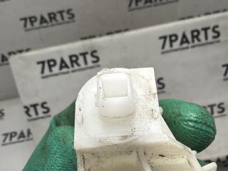 Крепление бампера левое заднее TOYOTA VITZ KSP130 1KRFE 52156-52120 4 ракурс