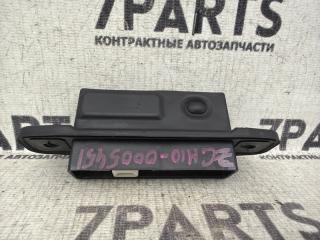 Кнопка открывания багажника TOYOTA ISIS контрактная Кнопка открывания багажника TOYOTA ISIS