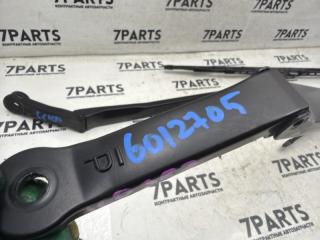 Держатель дворника TOYOTA CRESTA GX100 1GFE 85211-22440,85221-22340 2 ракурс